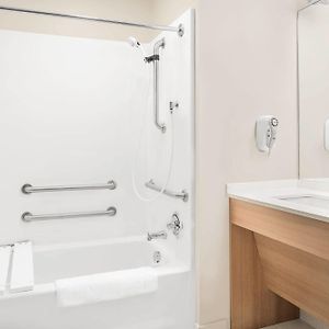 Queen Room Disability Access